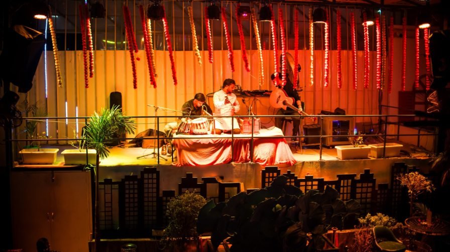 Restaurant in Noida